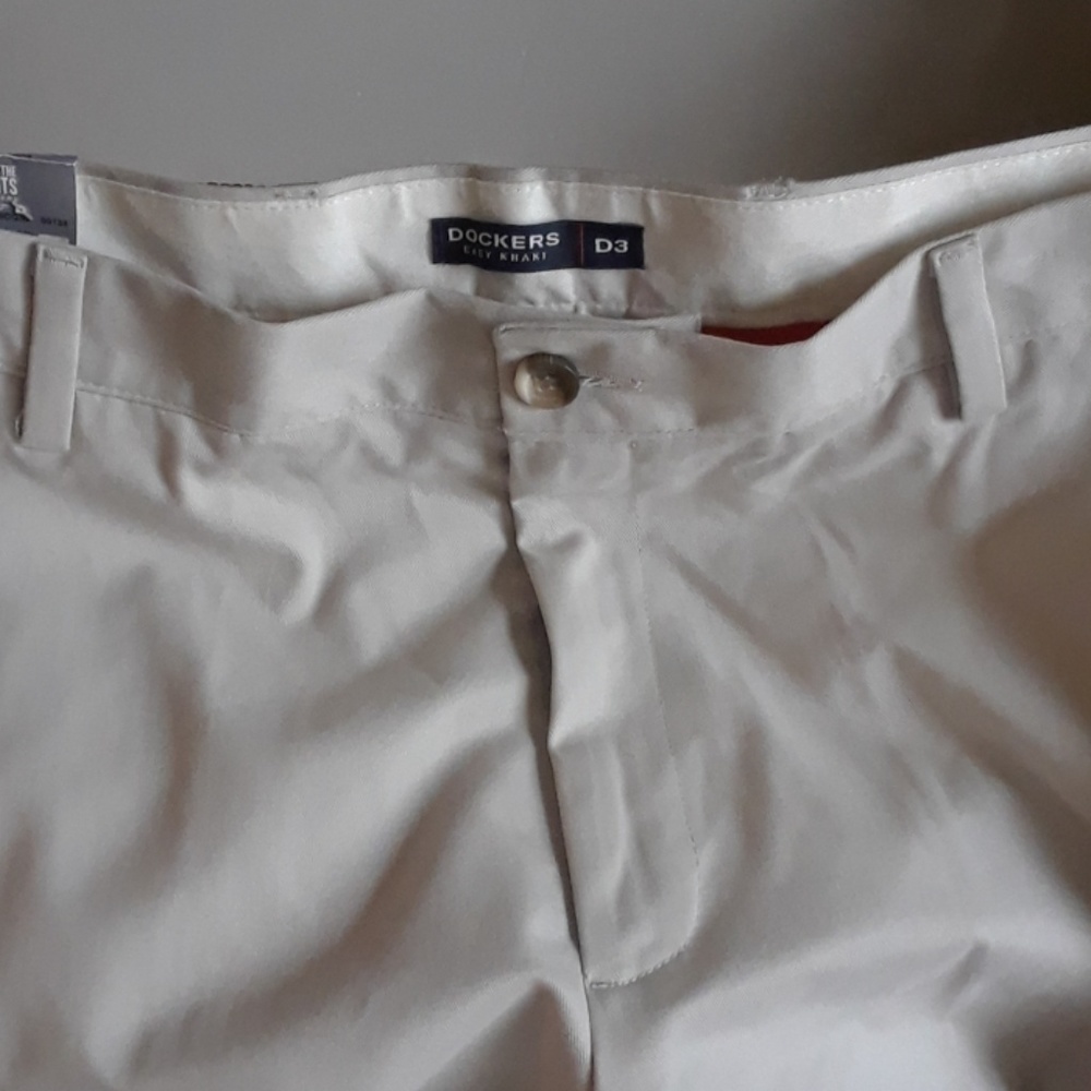 Dockers easy khaki pants sz 38x34 NEW - Picture 3 of 5